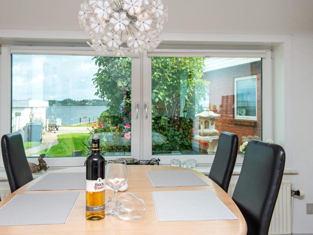 2 Person Holiday Home In Gr Sten Gråsten Extérieur photo